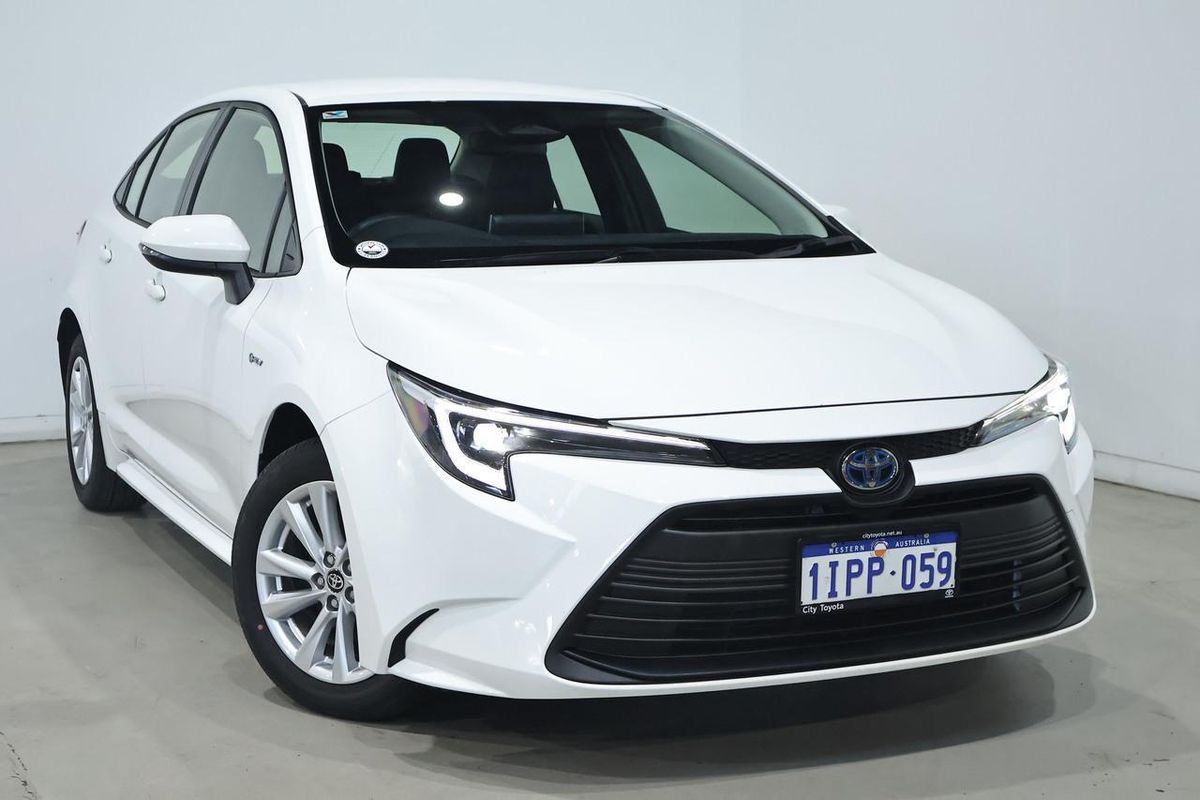 2025 Toyota Corolla Ascent Sport Hybrid ZWE219R