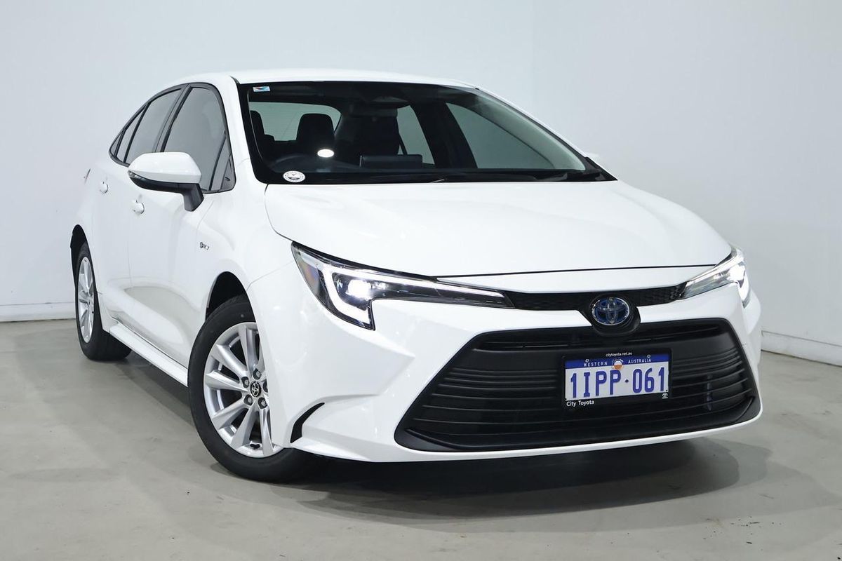2025 Toyota Corolla Ascent Sport Hybrid ZWE219R