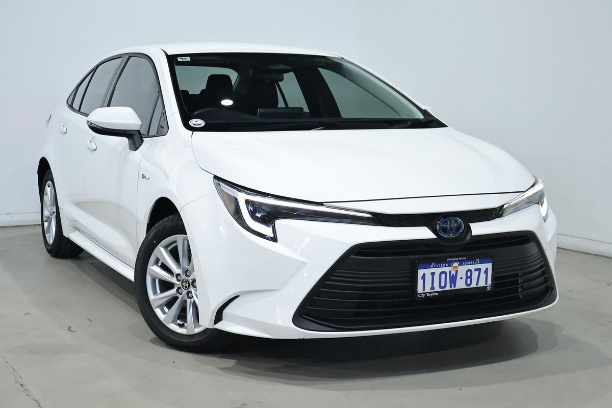 2025 Toyota Corolla Ascent Sport Hybrid ZWE219R