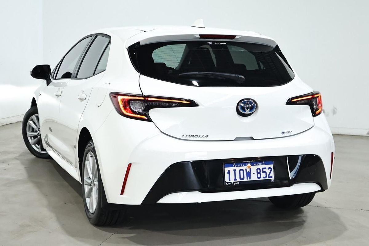2025 Toyota Corolla Ascent Sport Hybrid ZWE219R