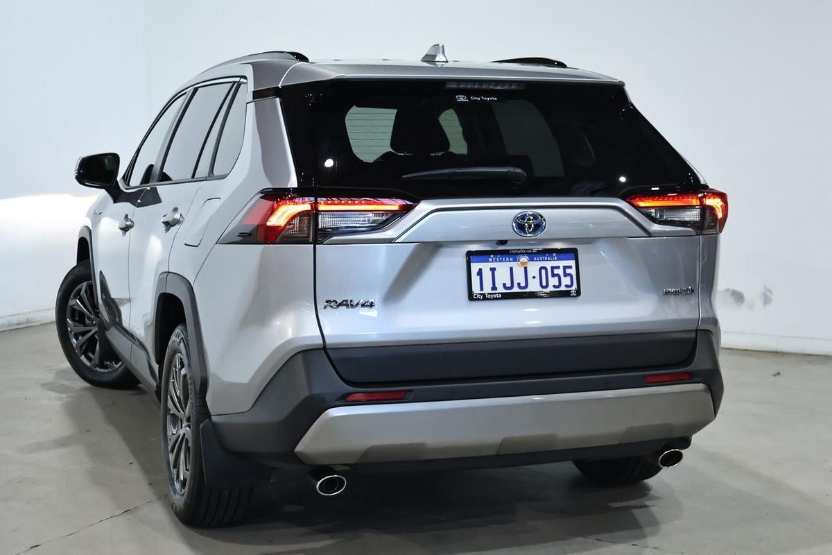 2024 Toyota RAV4 GXL AXAH52R