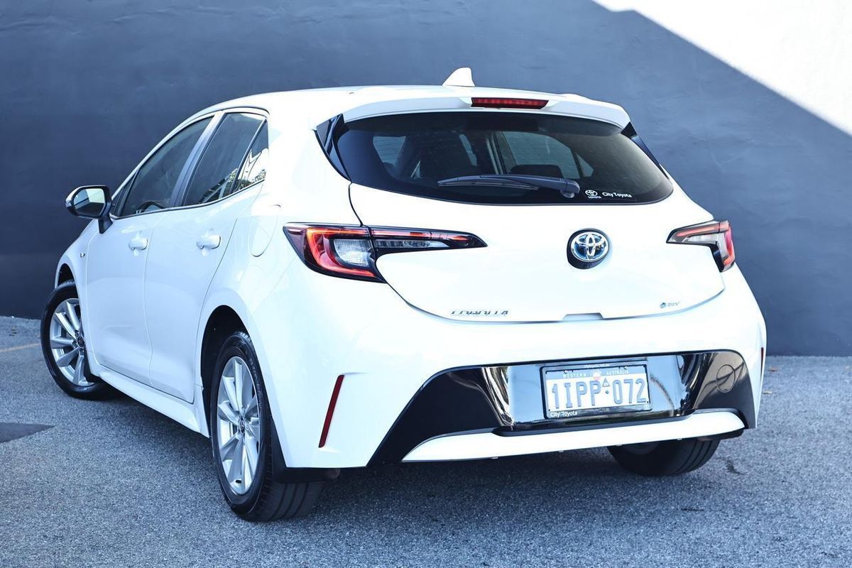 2025 Toyota Corolla Ascent Sport Hybrid ZWE219R