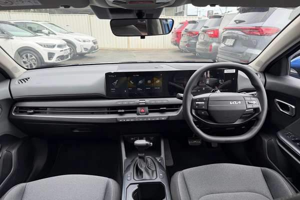2025 Kia K4 S CL4m thumb-19