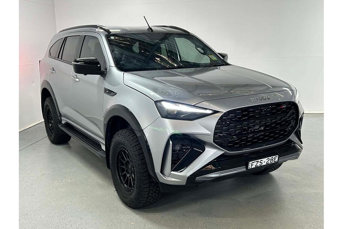 2026 Isuzu MU-X X-TERRAIN