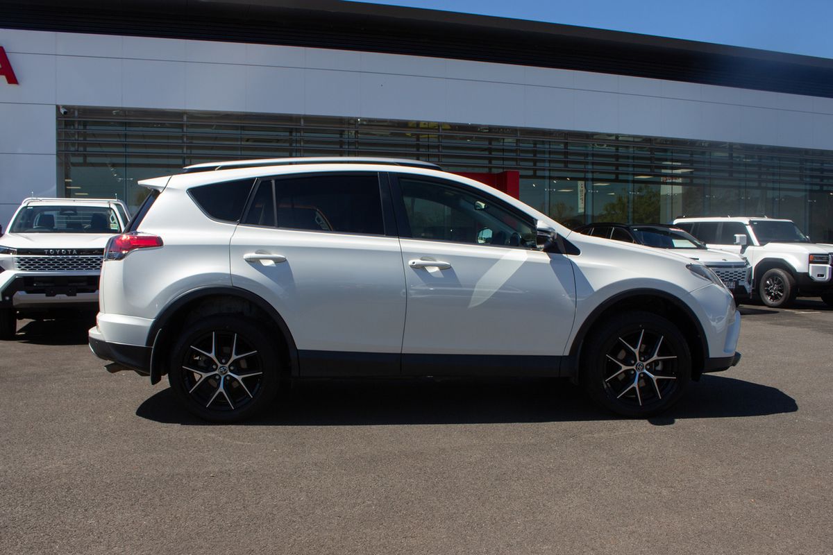 2016 Toyota RAV4 GXL ASA44R