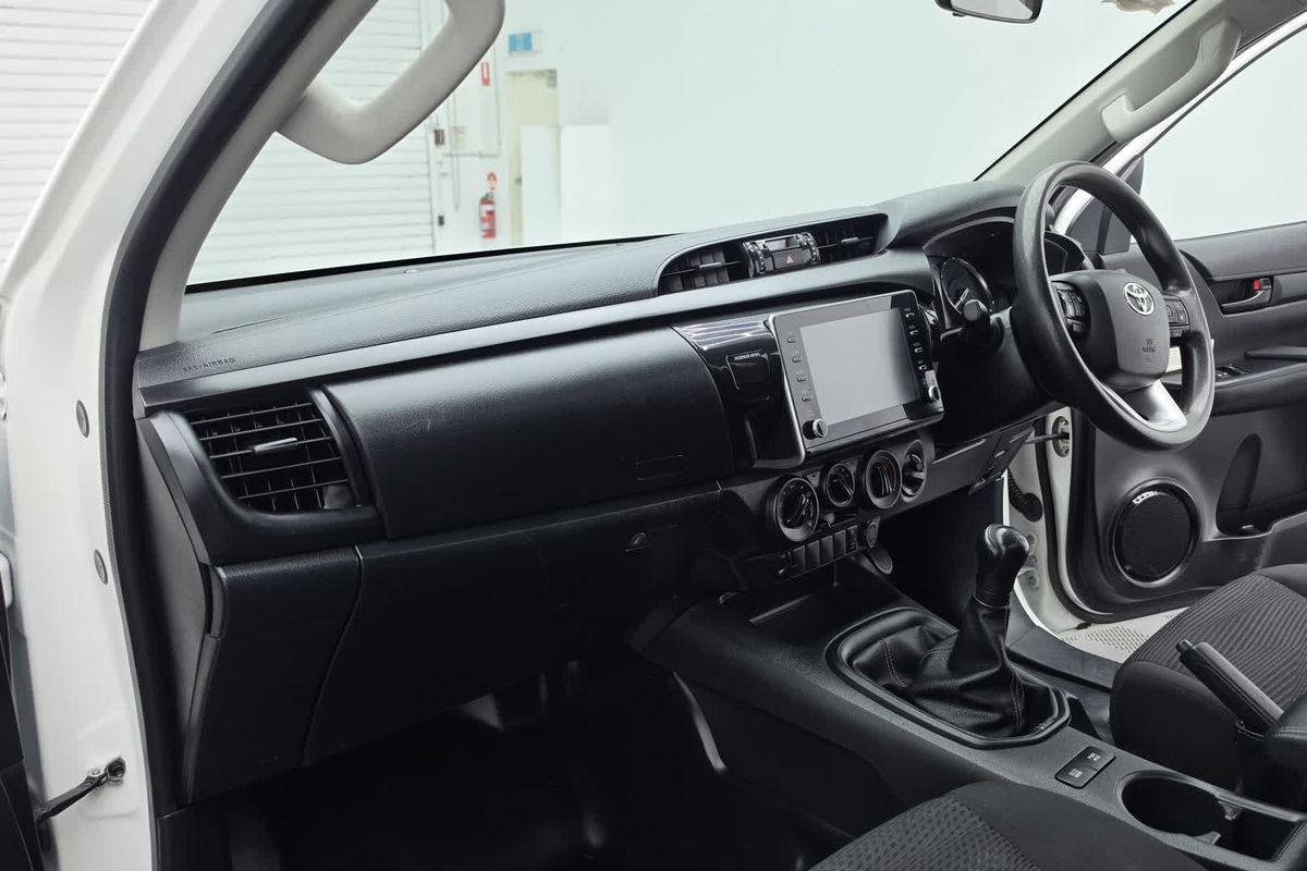 2020 Toyota Hilux SR GUN126R 4X4