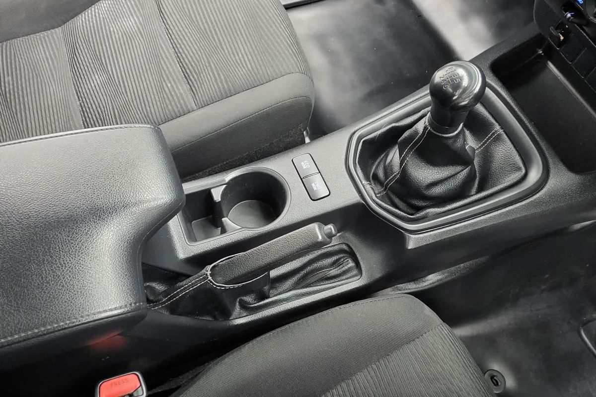 2020 Toyota Hilux SR GUN126R 4X4