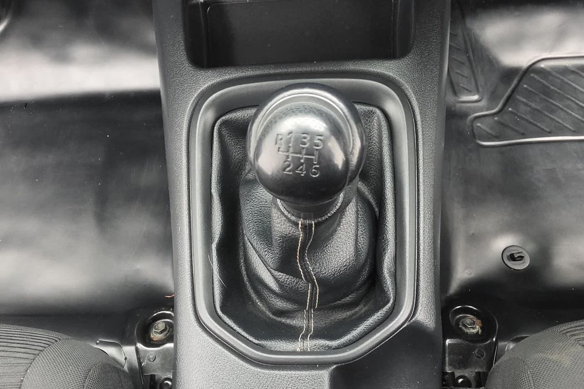 2020 Toyota Hilux SR GUN126R 4X4