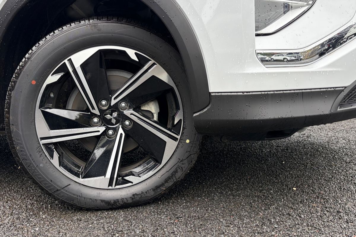 2025 Mitsubishi Eclipse Cross ES YB