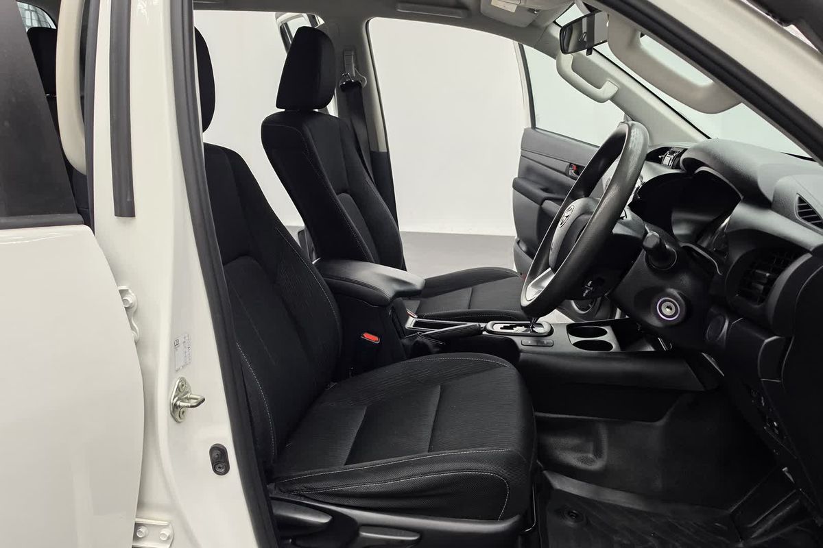 2021 Toyota Hilux SR GUN126R 4X4