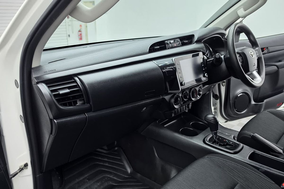 2021 Toyota Hilux SR GUN126R 4X4