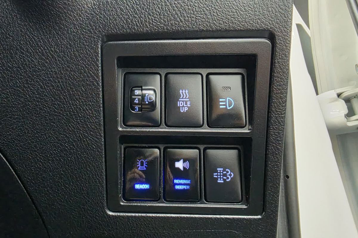 2021 Toyota Hilux SR GUN126R 4X4