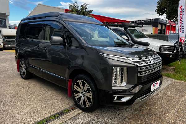 2020 Mitsubishi Delica D5