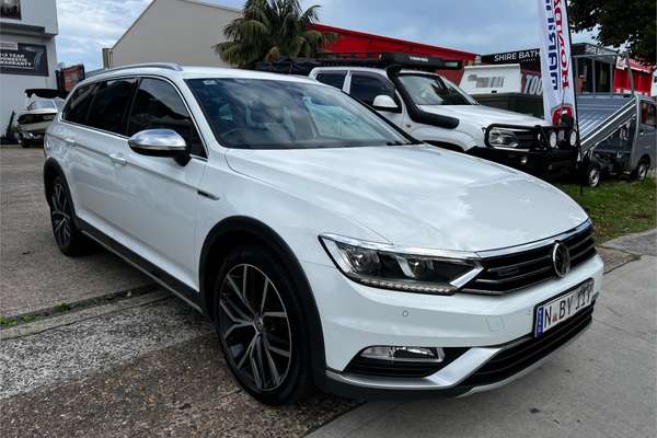 2017 Volkswagen Passat Alltrack Wolfsburg Edition B8