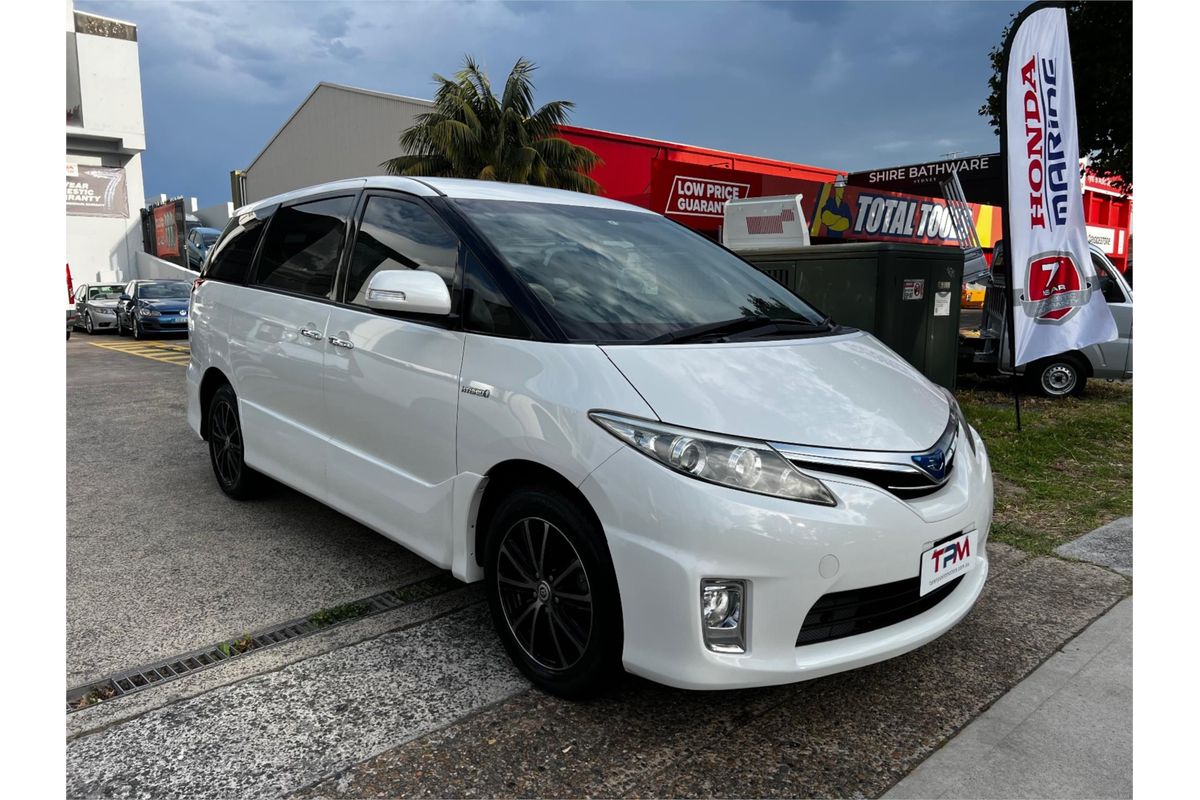 2013 Toyota Estima Aeras AHR20W