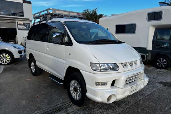 2005 Mitsubishi Delica Spacegear PD6W
