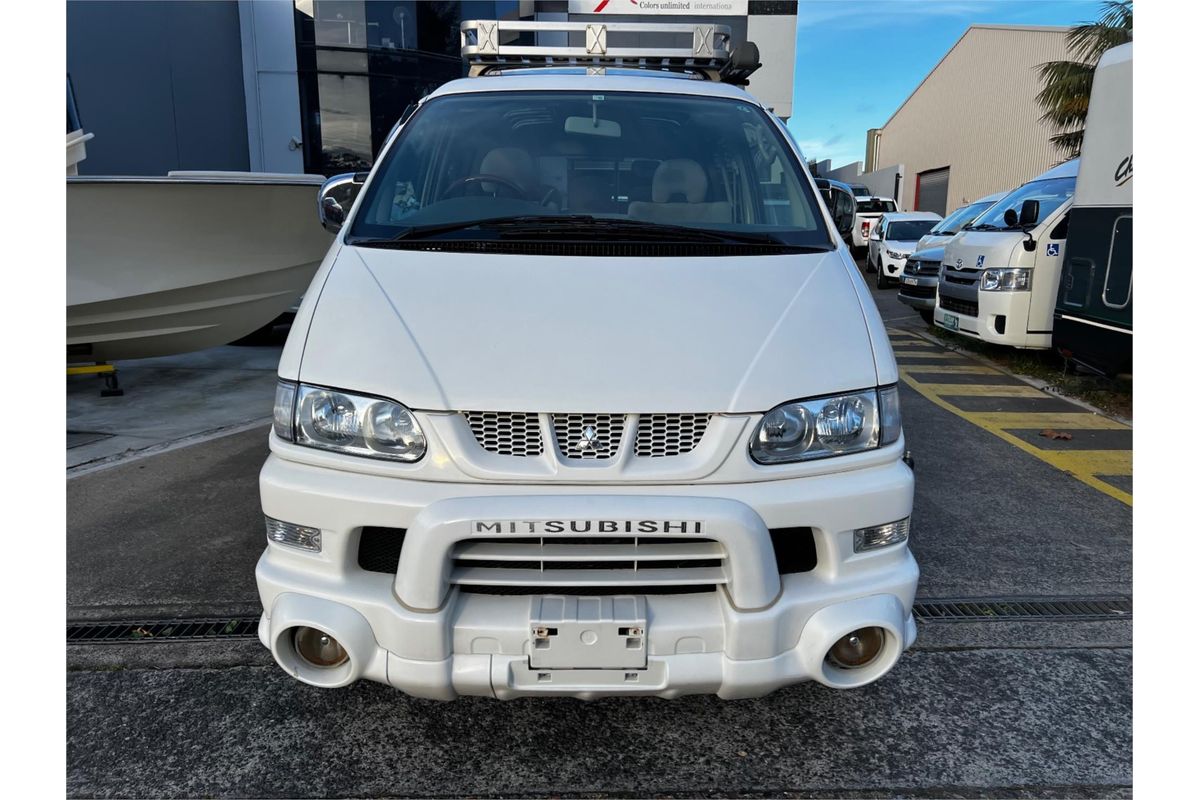 2005 Mitsubishi Delica Spacegear PD6W