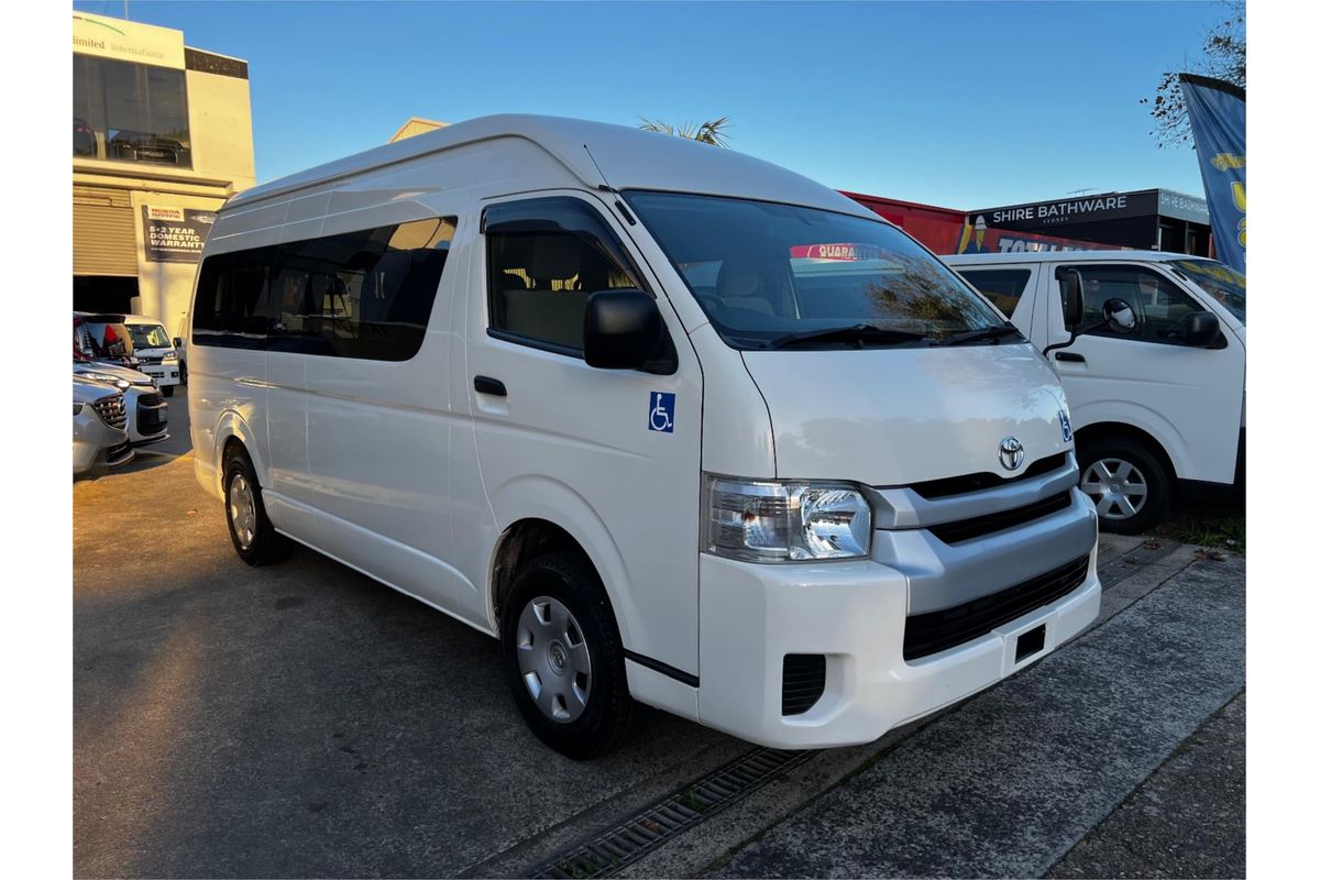 2015 Toyota Hiace Commuter TRH223R ELWB High Roof