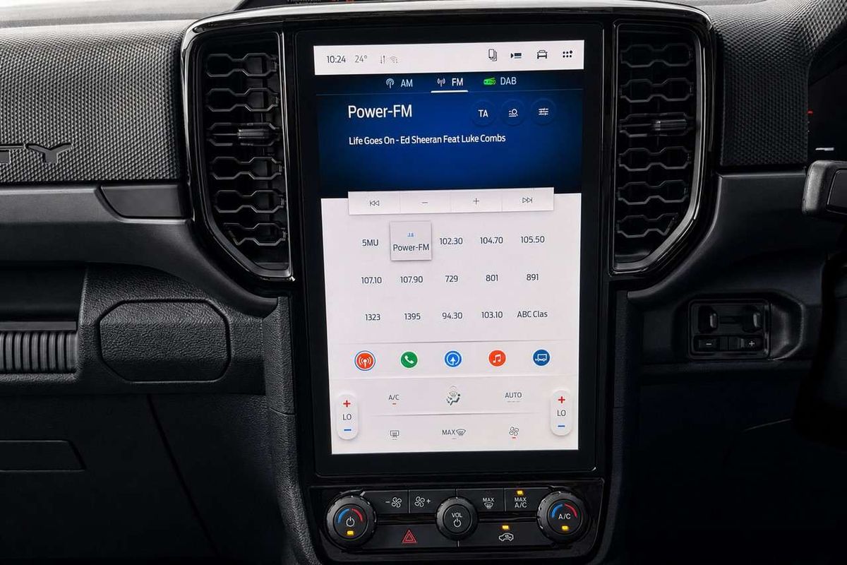 2025 Ford Ranger Super Duty 4X4 image 15