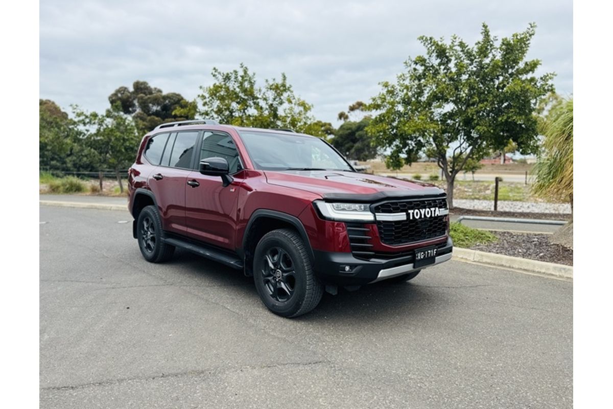 2026 Toyota Landcruiser GR Sport FJA300R