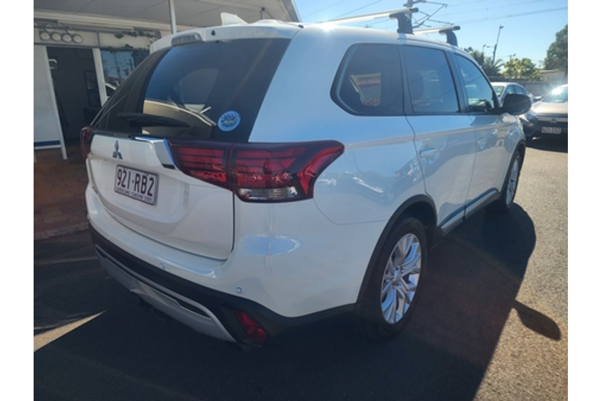 2021 Mitsubishi Outlander ES ZL