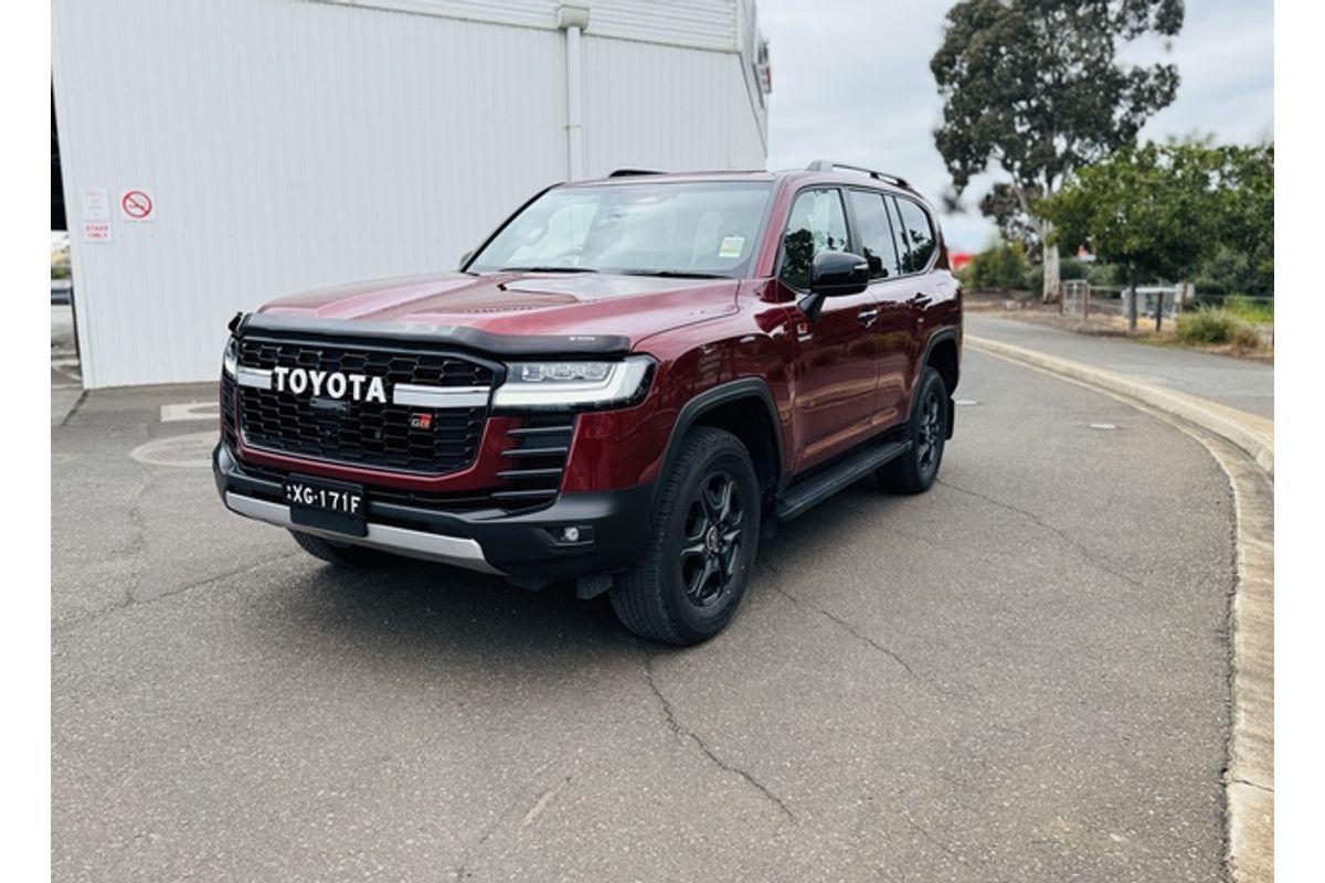 2026 Toyota Landcruiser GR Sport FJA300R