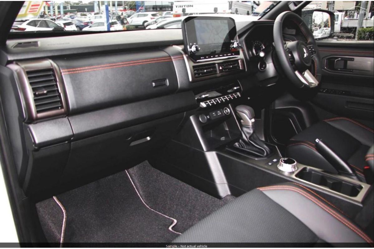 2025 Mitsubishi Triton GSR MV 4X4