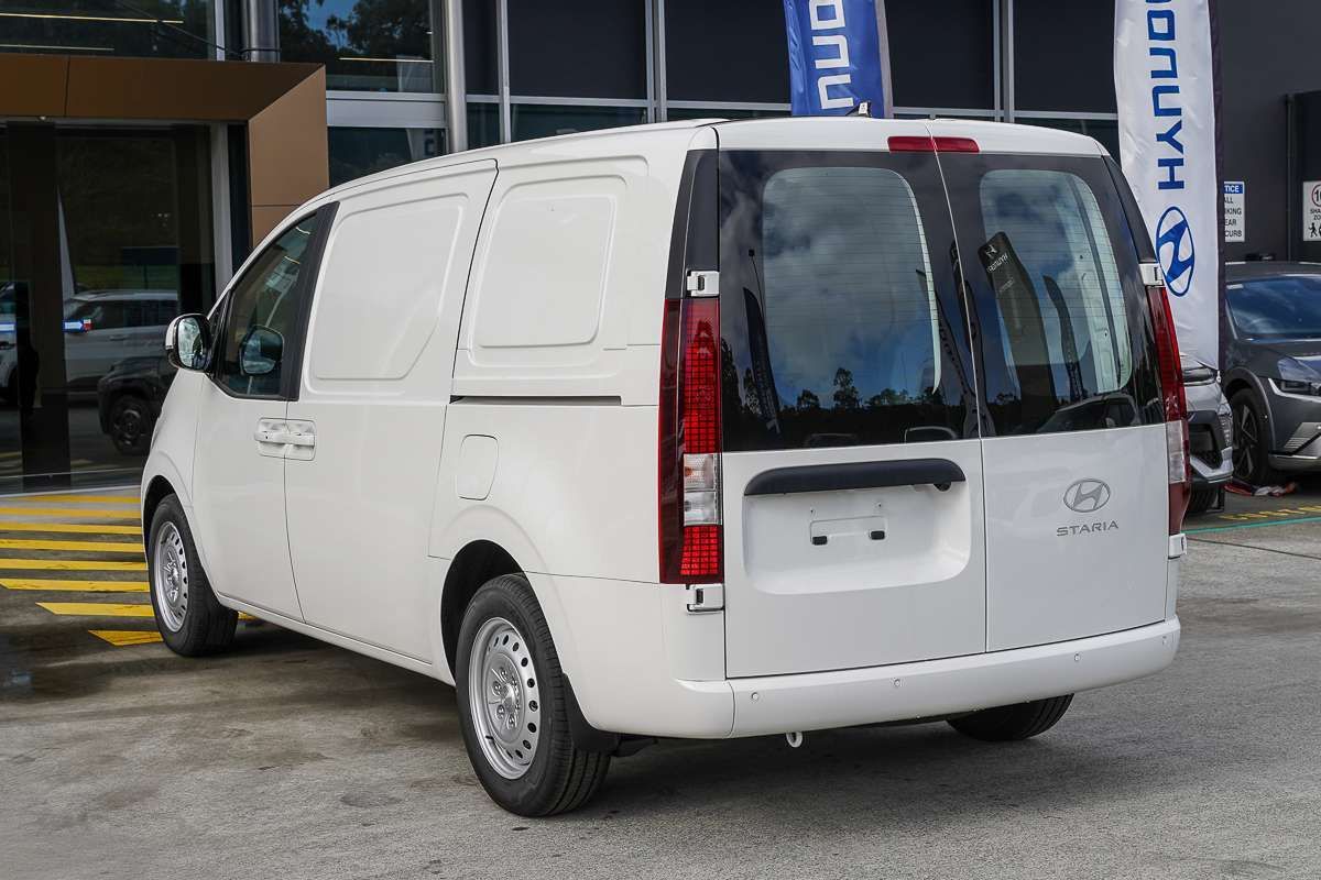 2026 Hyundai STARIA LOAD US4.V4