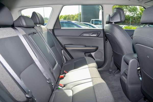 2026 Kia EV5 Air Long Range OVc thumb-8