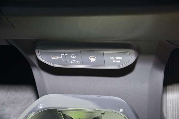 2026 Kia EV5 Air Long Range OVc thumb-14
