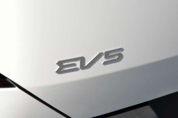 2026 Kia EV5 Air Long Range OVc thumb-20