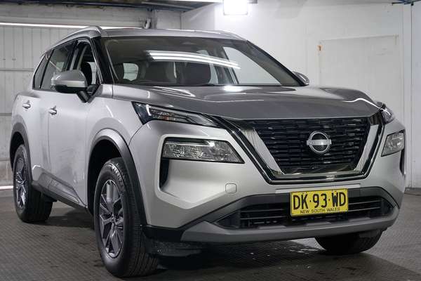 2024 Nissan X-TRAIL ST T33