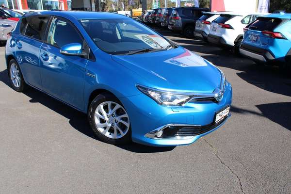 2016 Toyota Corolla Hybrid ZWE186R