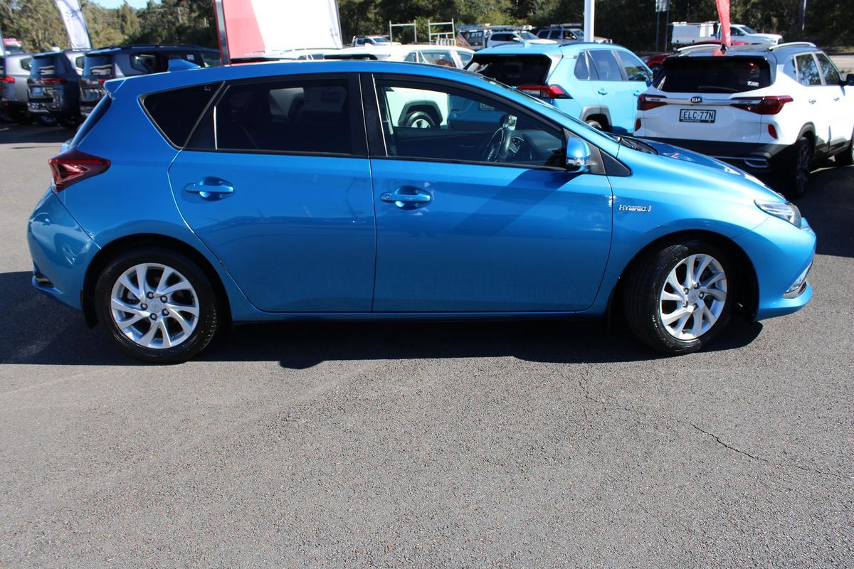 2016 Toyota Corolla Hybrid ZWE186R