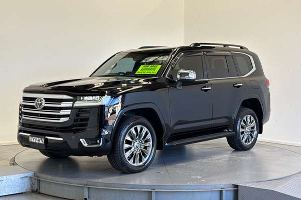 2023 Toyota Landcruiser Sahara ZX FJA300R