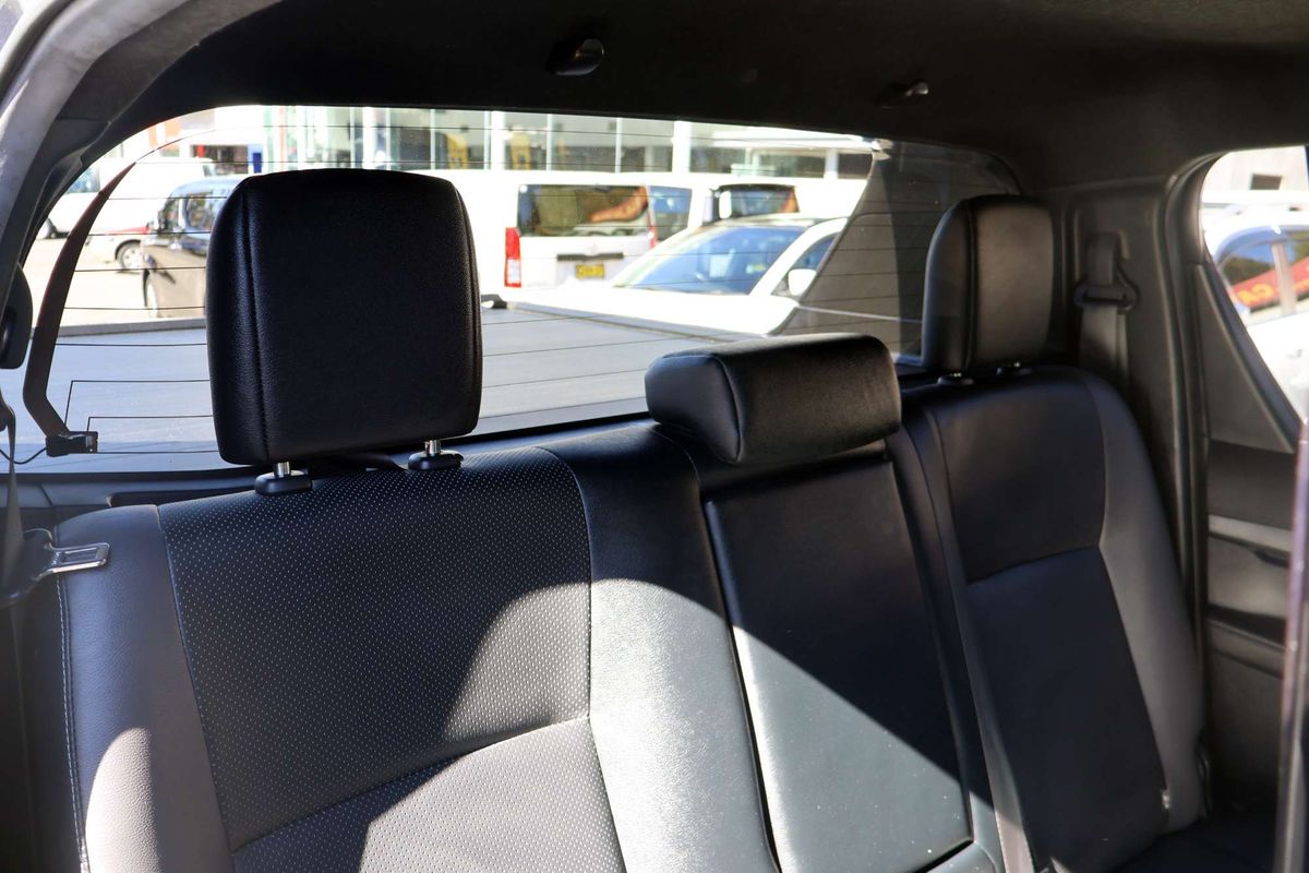 2021 Toyota Hilux Rogue GUN126R 4X4 image 3