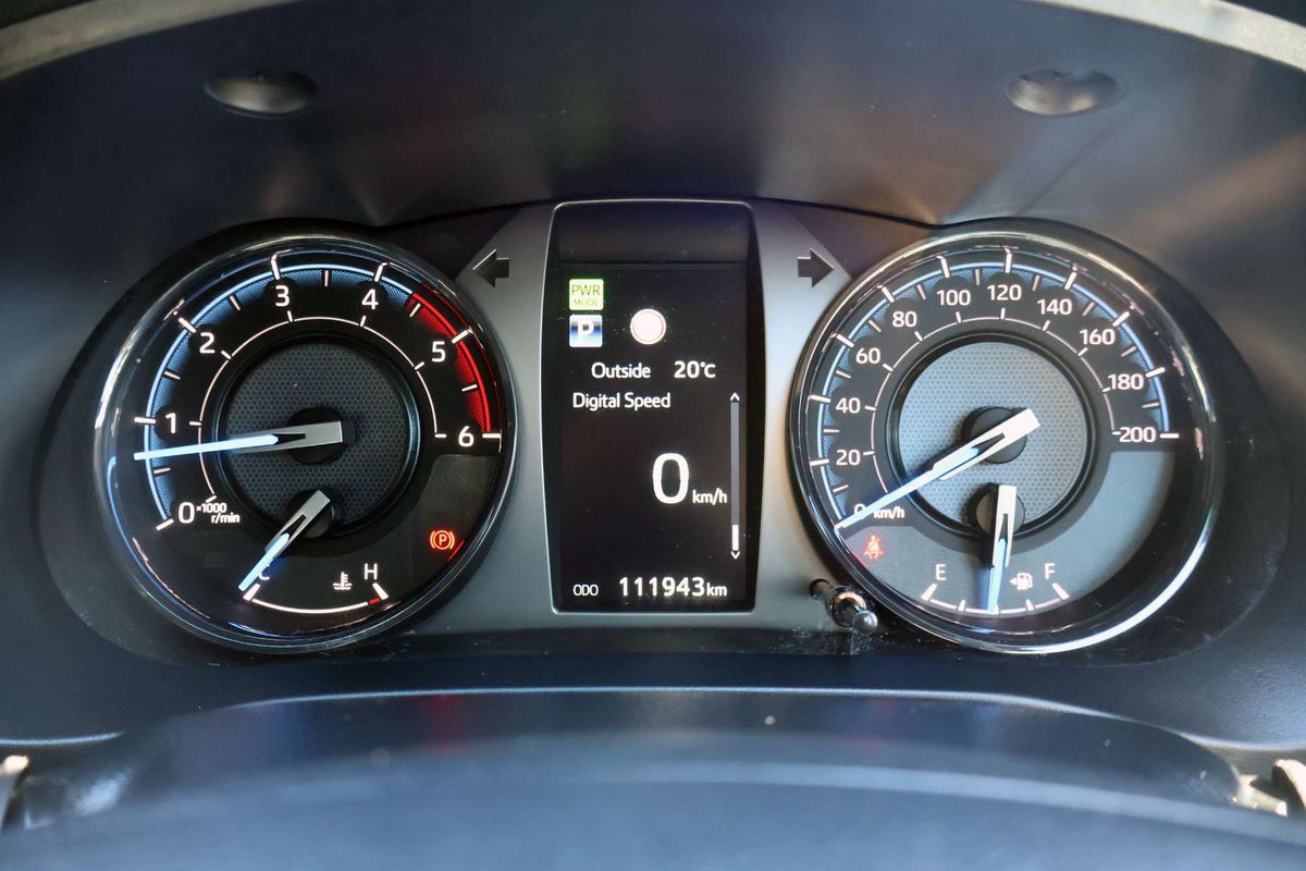 2021 Toyota Hilux Rogue GUN126R 4X4 image 10