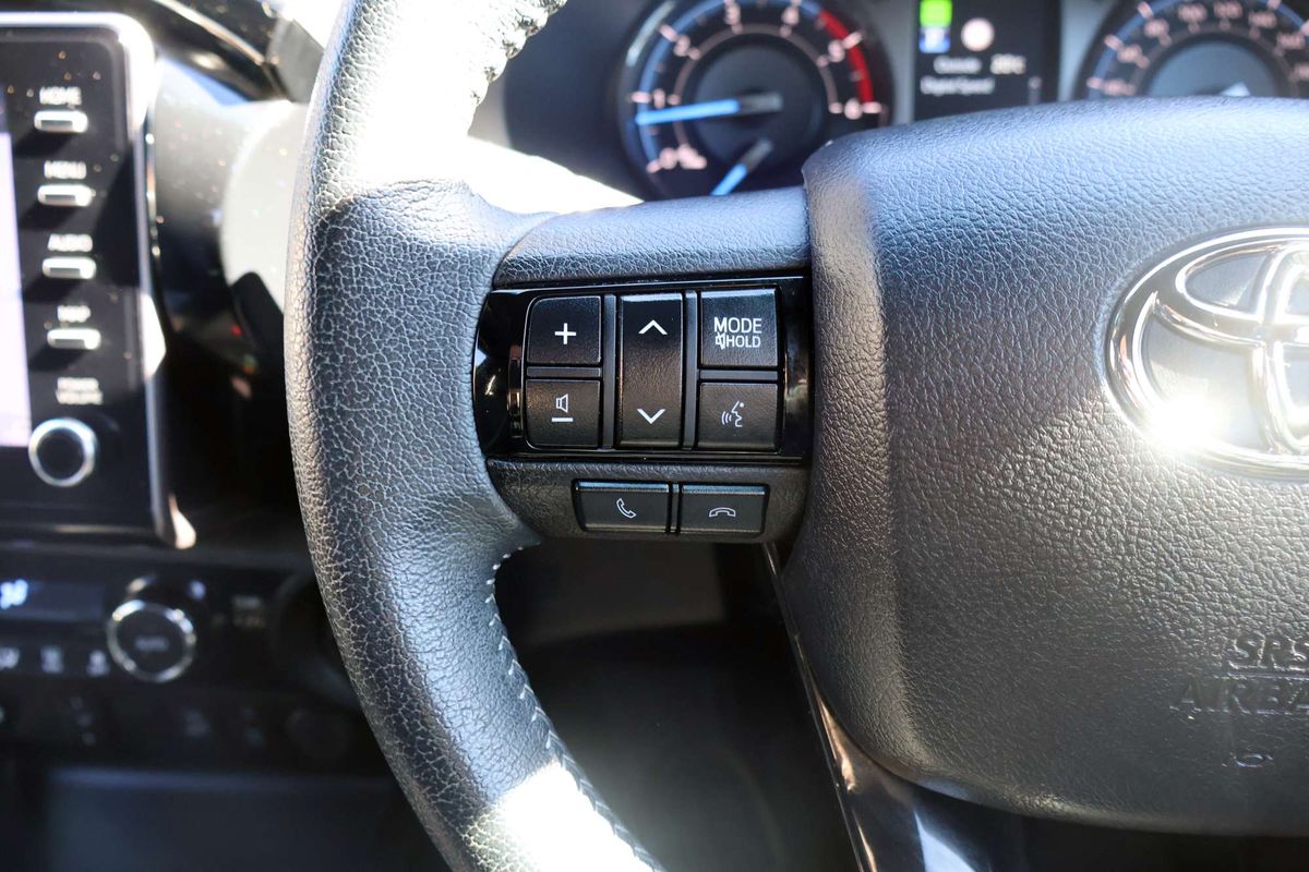 2021 Toyota Hilux Rogue GUN126R 4X4 image 12
