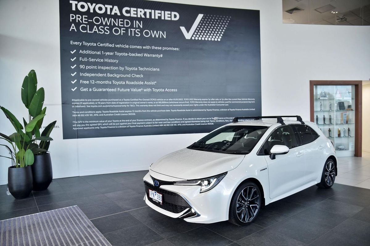 2019 Toyota Corolla ZR Hybrid ZWE211R