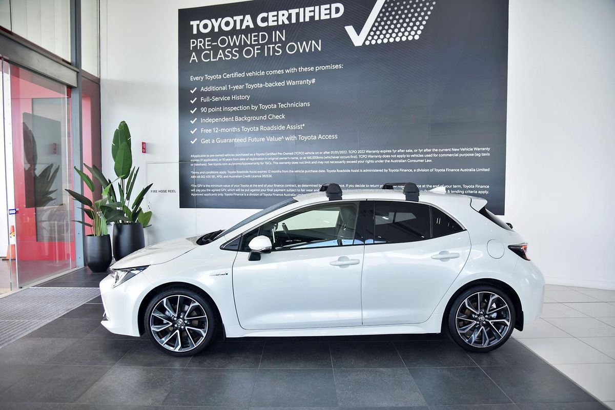 2019 Toyota Corolla ZR Hybrid ZWE211R