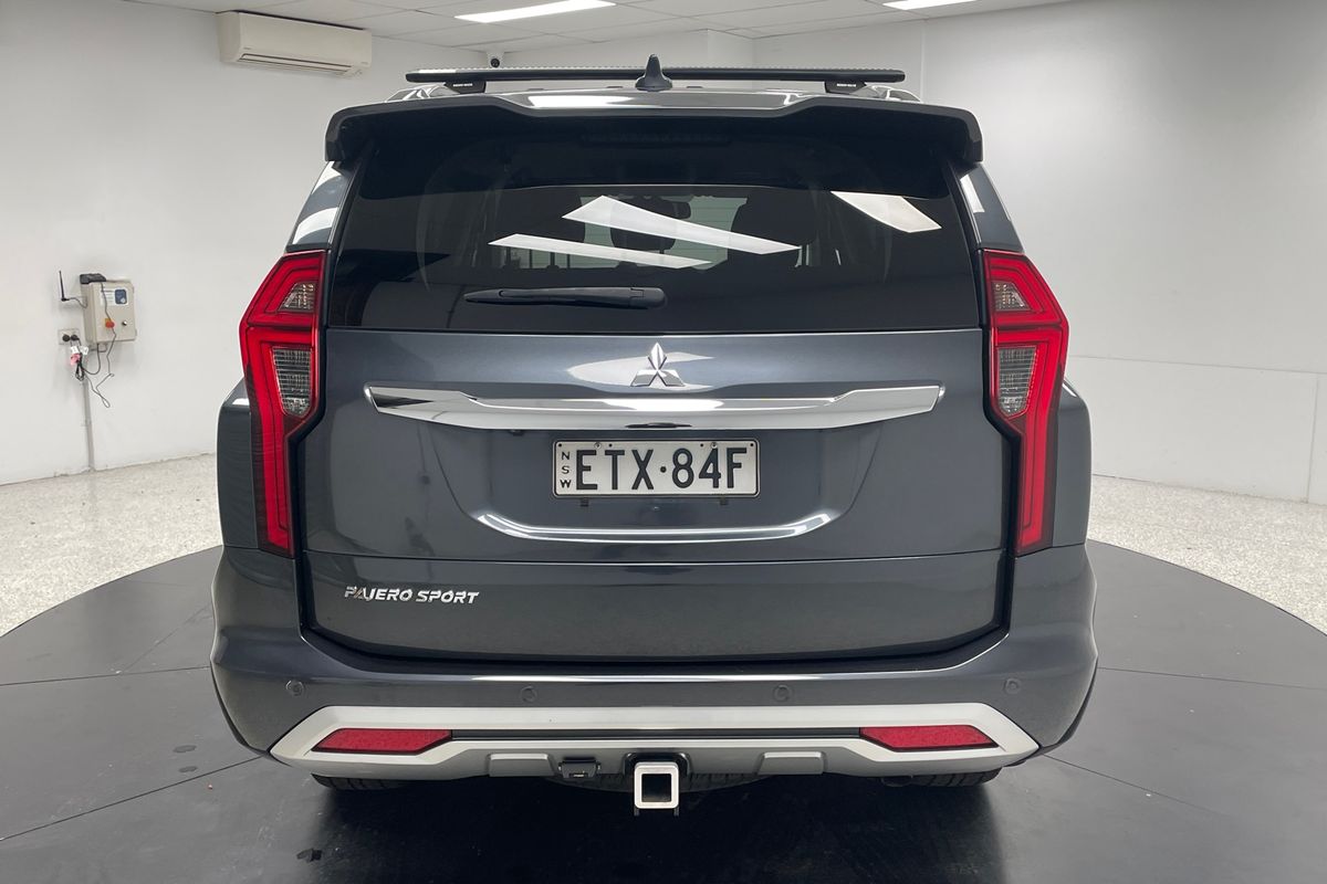 2022 Mitsubishi Pajero Sport GLS QF