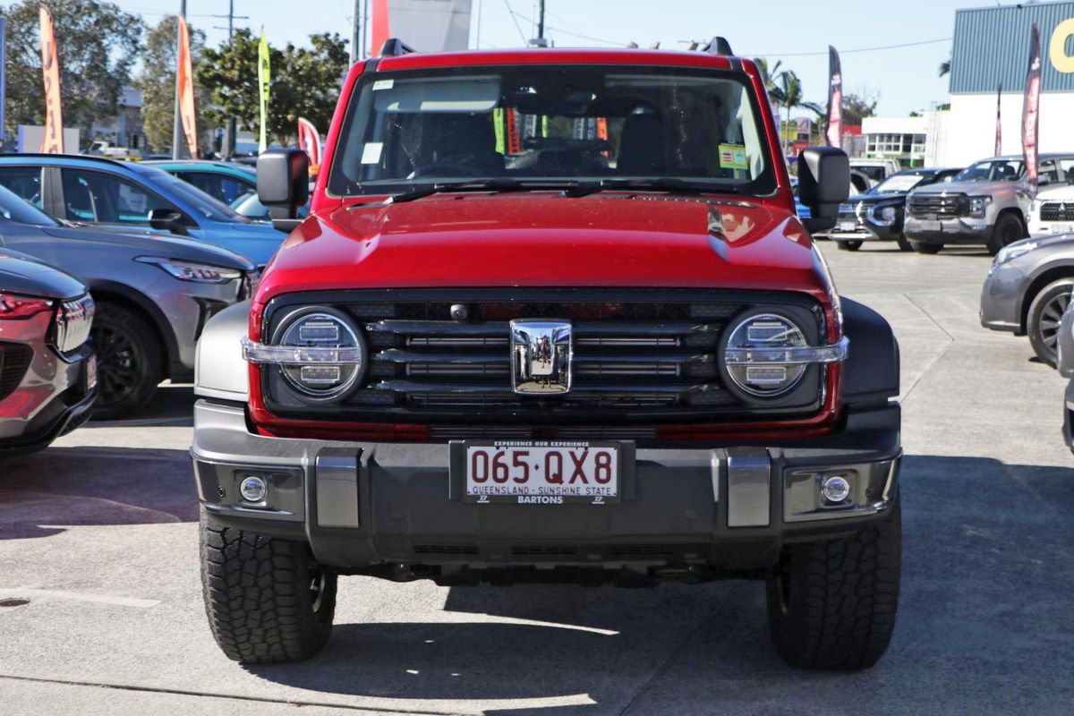 2025 GWM Tank 300 Lux P01
