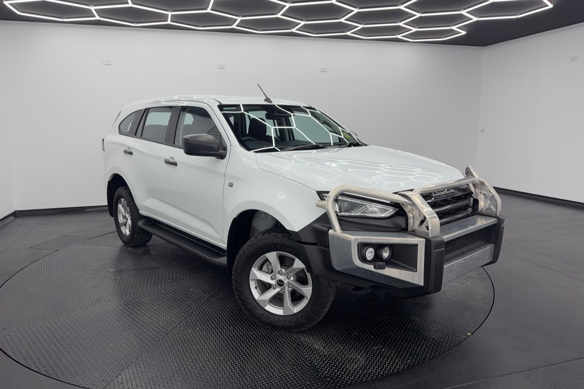 2024 Isuzu MU-X LS-M