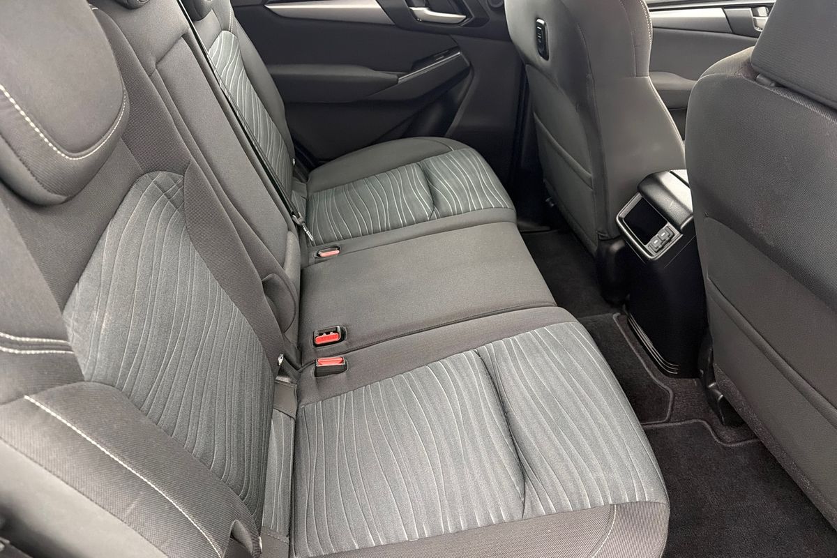 2024 Isuzu MU-X LS-M