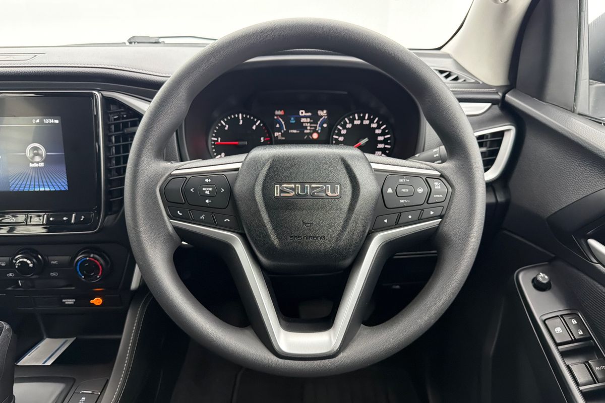 2024 Isuzu MU-X LS-M
