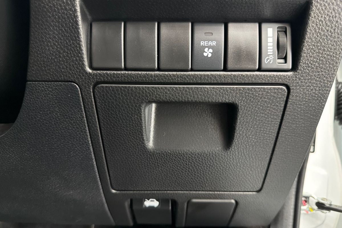2024 Isuzu MU-X LS-M