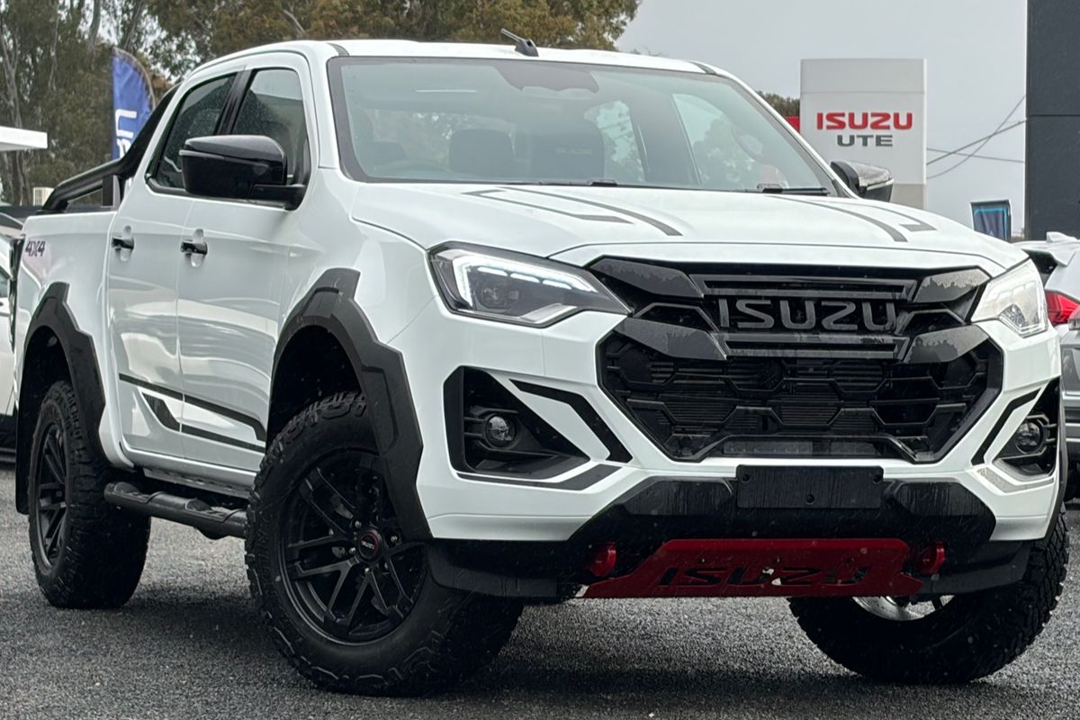 2026 Isuzu D-MAX BLADE 4X4