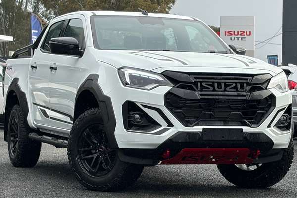 2026 Isuzu D-MAX BLADE 4X4