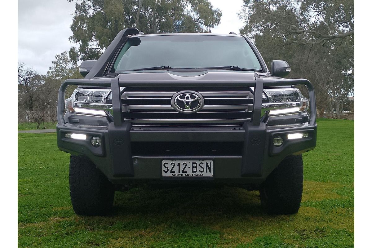 2017 Toyota Landcruiser VX VDJ200R