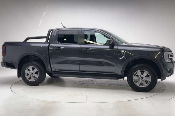 2023 Ford Ranger XLT 4X4 3.0L thumb-3